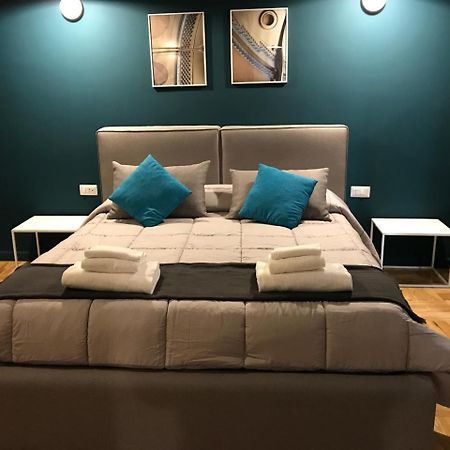 Dama Suite Napoli Esterno foto